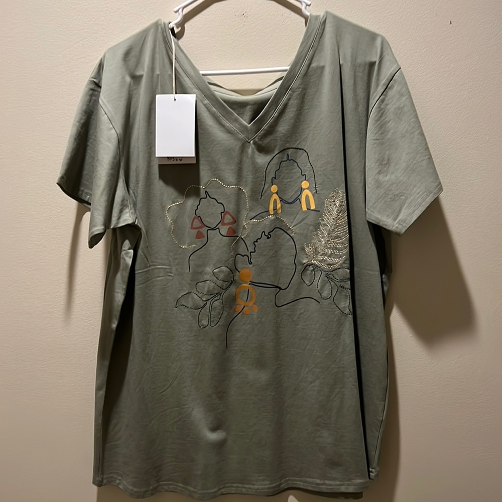 Sseko Designs “Vita” tee